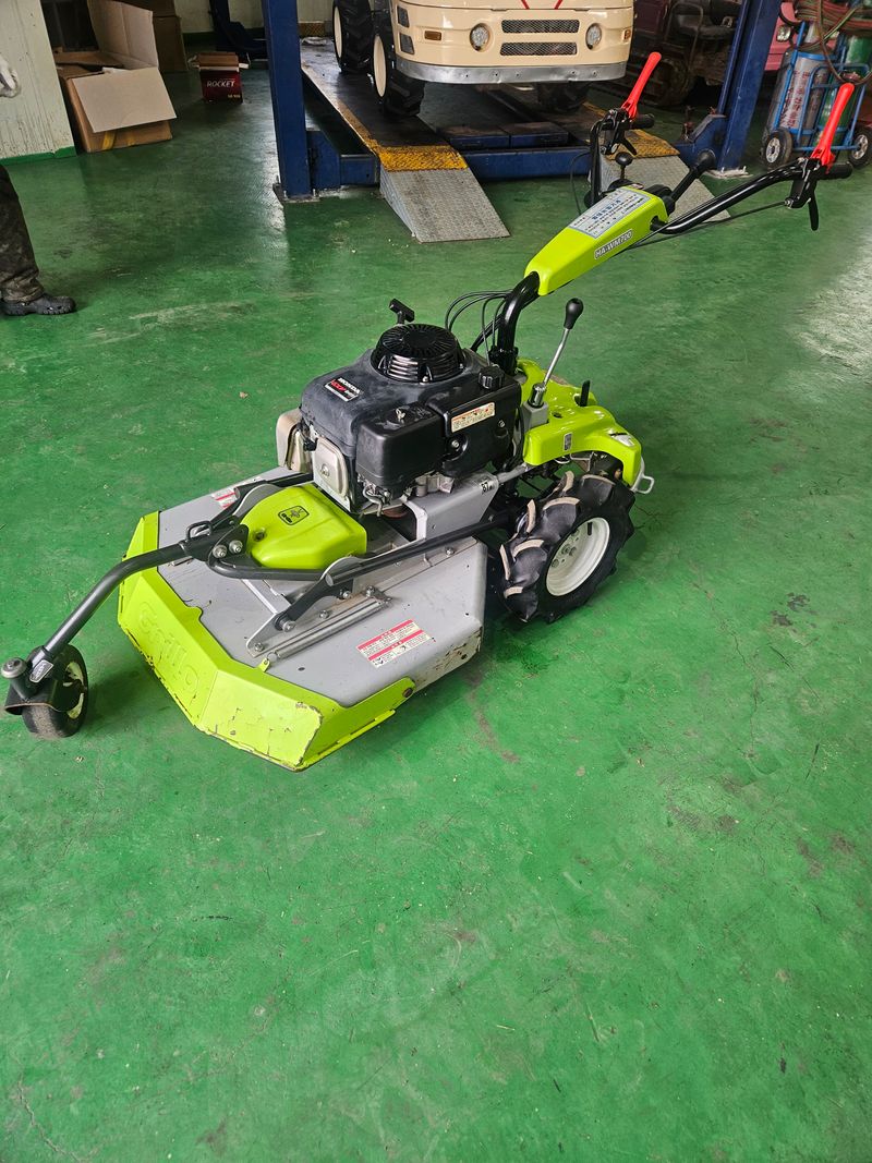 신지안님의 장터 판매 상품 [한아그릴로 보행제초기 판매합니다] 첨부 사진