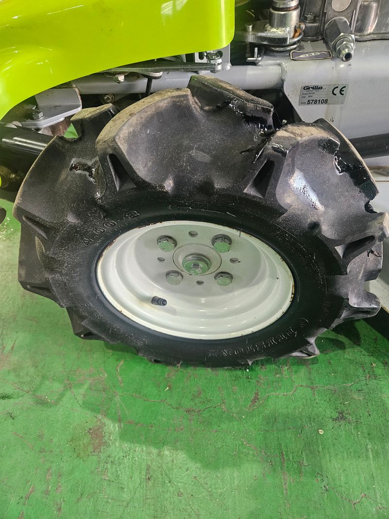 신지안님의 장터 판매 상품 [한아그릴로 보행제초기 판매합니다] 첨부 사진