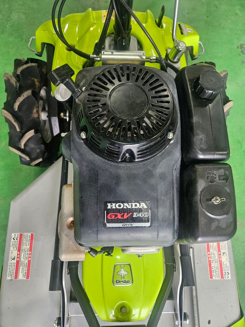 신지안님의 장터 판매 상품 [한아그릴로 보행제초기 판매합니다] 첨부 사진