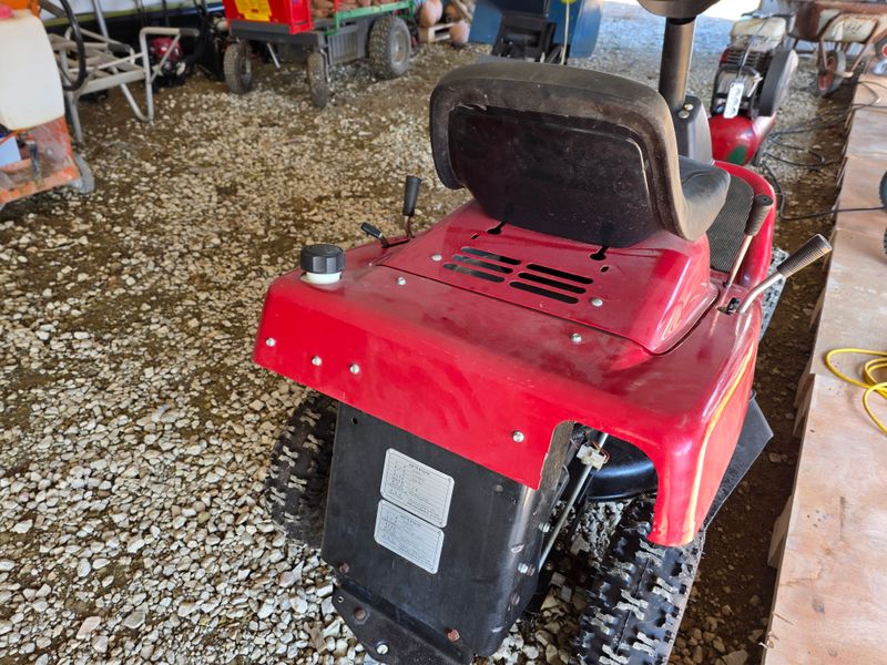 최도윤(중고농기계)님의 장터 판매 상품 [승용제초기를 판매합니다 ] 첨부 사진