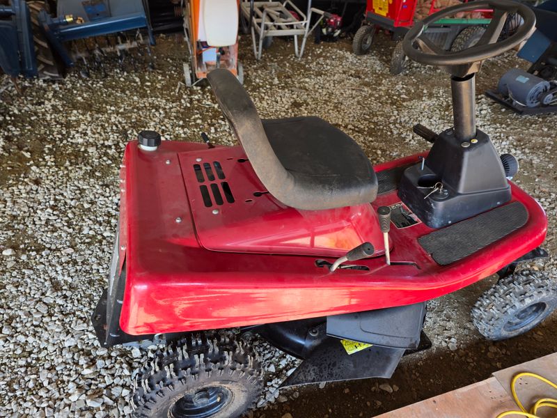 최도윤(중고농기계)님의 장터 판매 상품 [승용제초기를 판매합니다 ] 첨부 사진