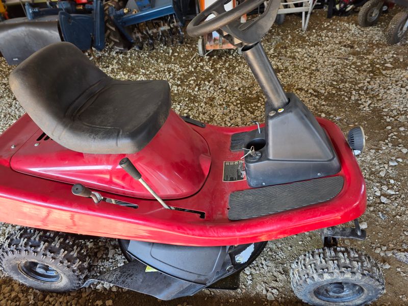 최도윤(중고농기계)님의 장터 판매 상품 [승용제초기를 판매합니다 ] 첨부 사진