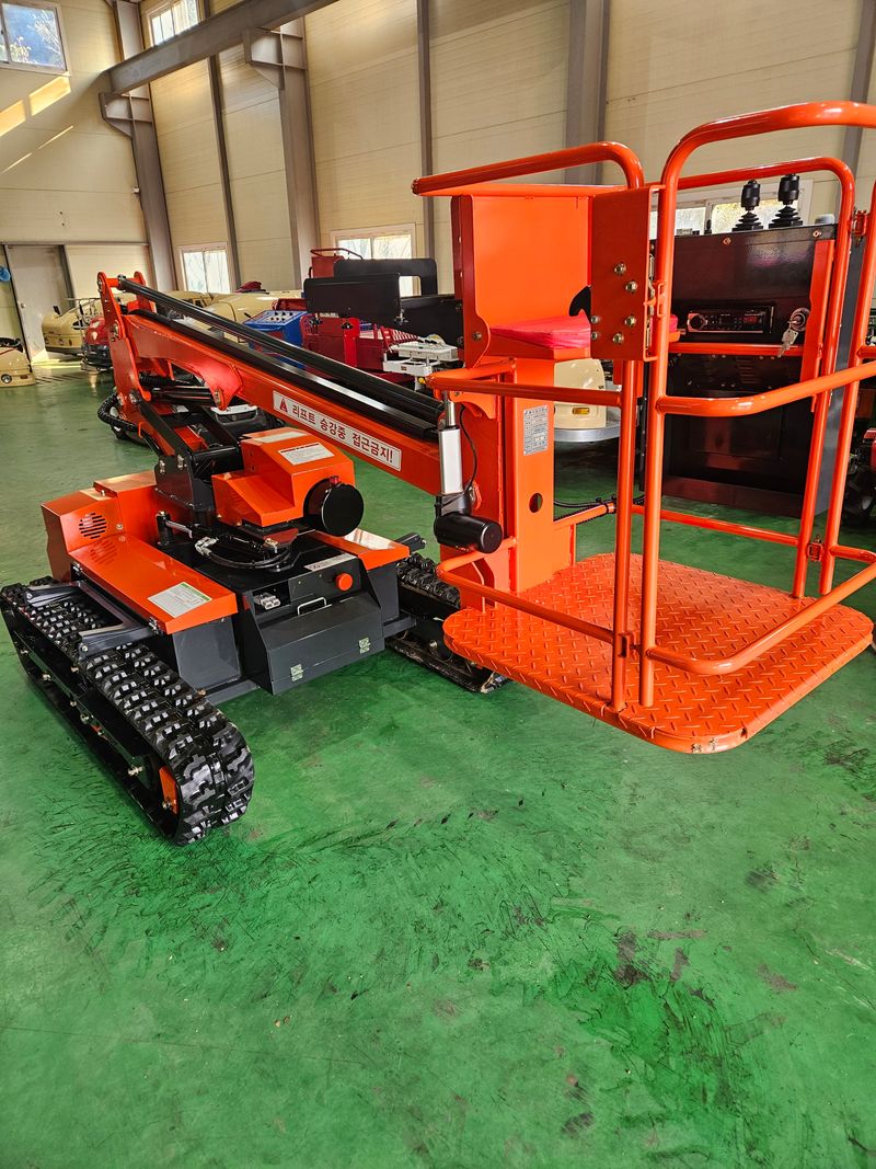 장터 상품 [성부1인전동 고소작업차판매합니다] 썸네일