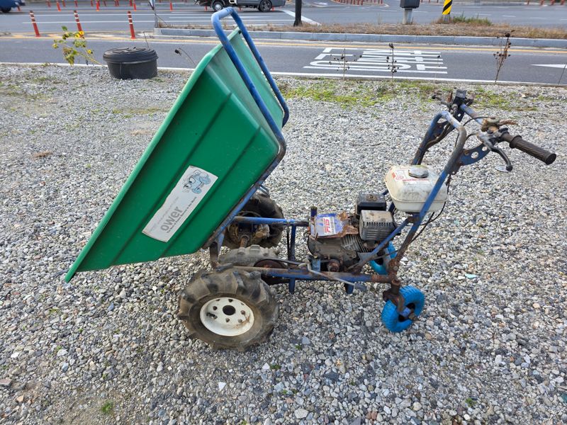 최도윤(중고농기계)님의 장터 판매 상품 [혼다 엔진식 운반차입니다 ] 첨부 사진