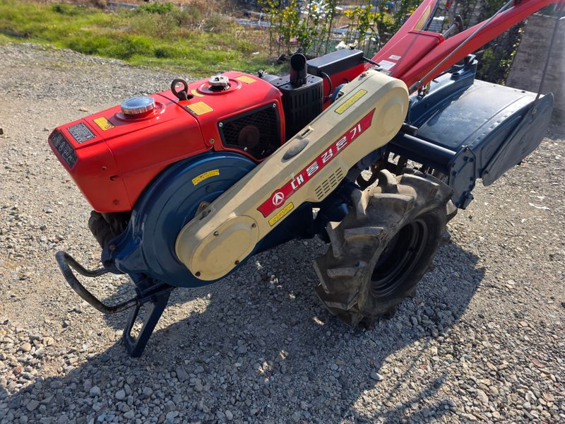 장터 상품 [로타리장착 대동키시동 경운기 판매합니다 ] 썸네일