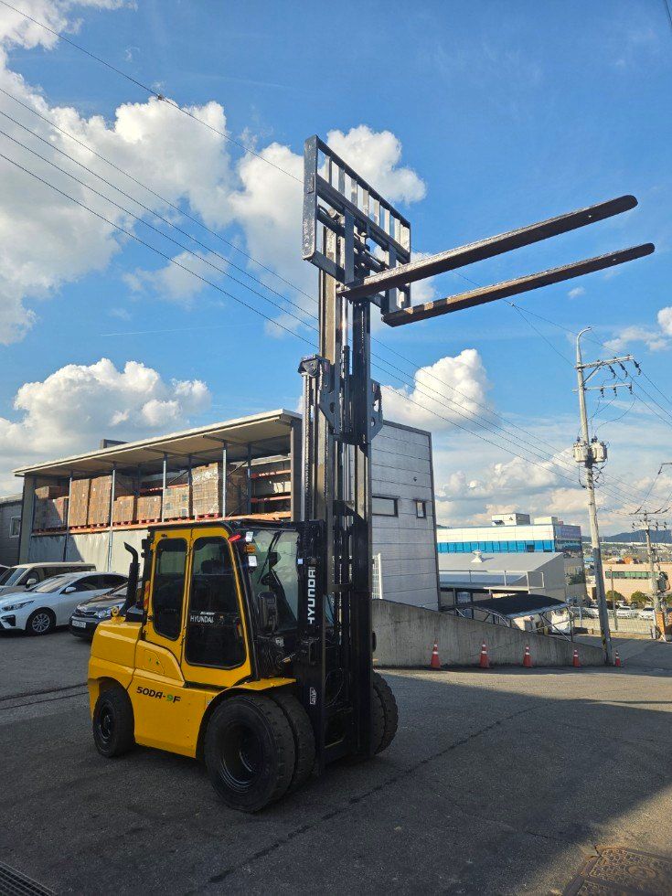 한효진님의 장터 판매 상품 [미니5톤 듀얼3단 풀옵션 디젤 중고지게차] 첨부 사진