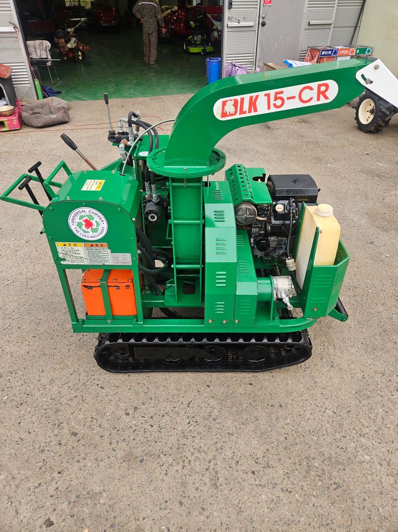 최태욱님의 장터 판매 상품 [대륙목재파쇄기 ] 첨부 사진