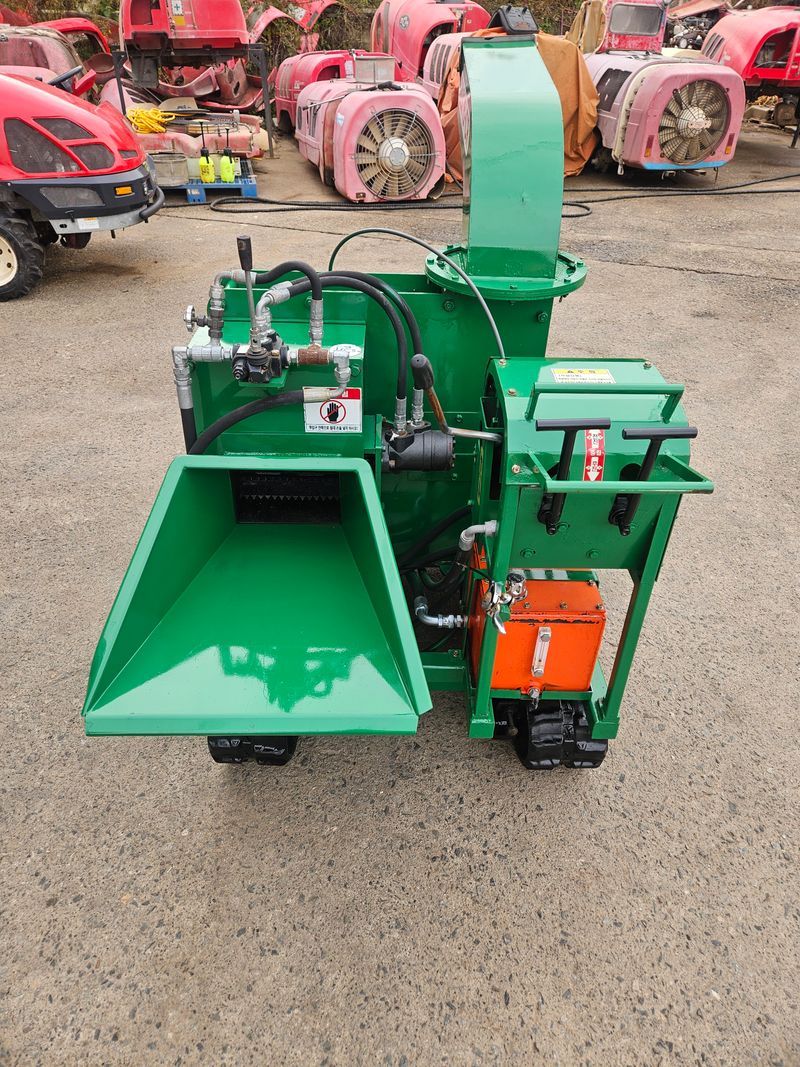 최태욱님의 장터 판매 상품 [대륙목재파쇄기 ] 첨부 사진