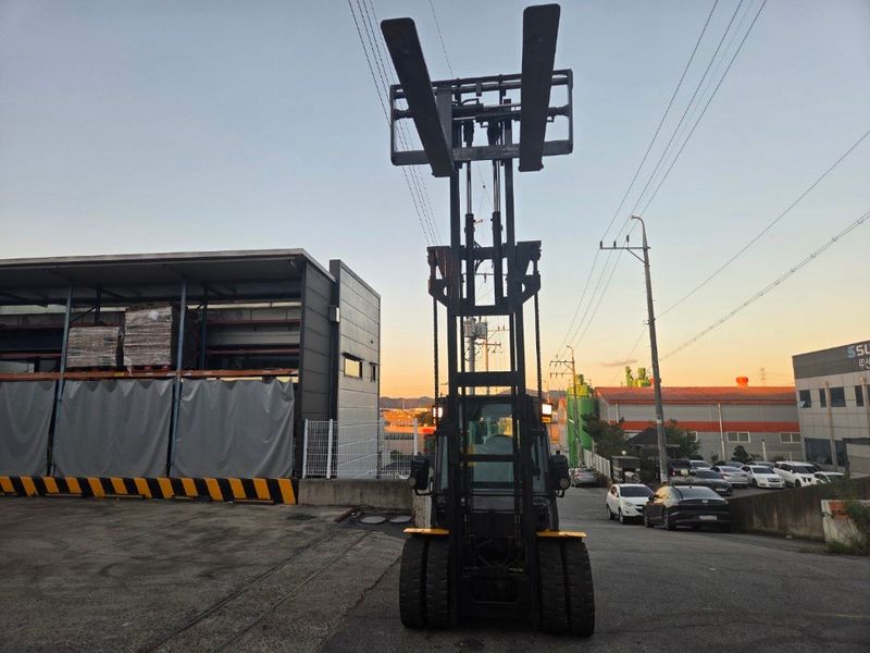 한효진님의 장터 판매 상품 [4.5톤 듀얼3단 풀옵션 디젤 중고지게차 ] 첨부 사진