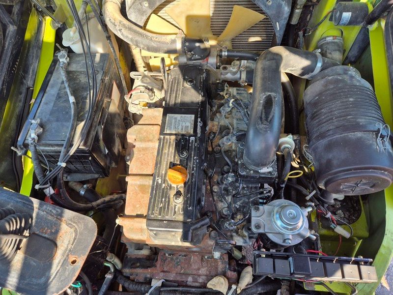 태성지게차님의 장터 판매 상품 [클라크지게차 GTS30 자동발,풀캐빈,4스풀,후방카메라] 첨부 사진