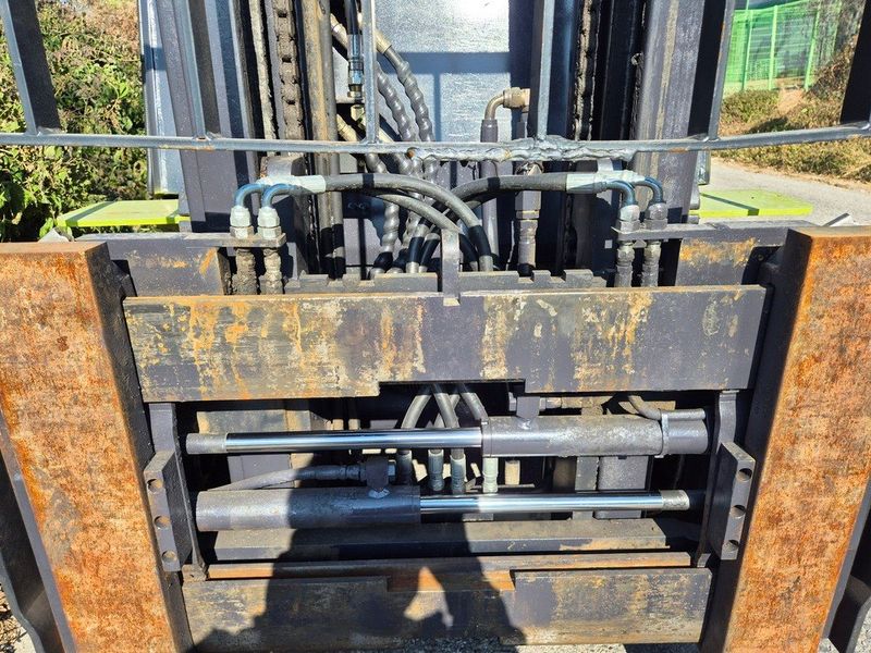 태성지게차님의 장터 판매 상품 [클라크지게차 GTS30 자동발,풀캐빈,4스풀,후방카메라] 첨부 사진