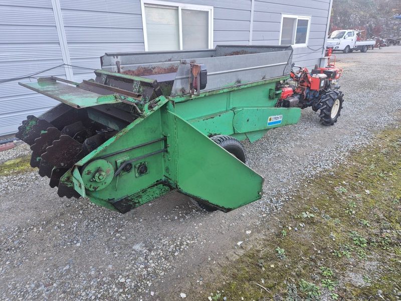 일개미(4454)님의 장터 판매 상품 [대동10마력경운기살포기] 첨부 사진