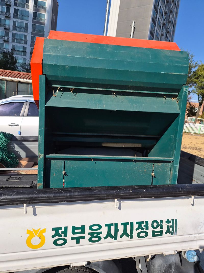 박정근님의 장터 판매 상품 [콩 들깨 탈곡기 ] 첨부 사진