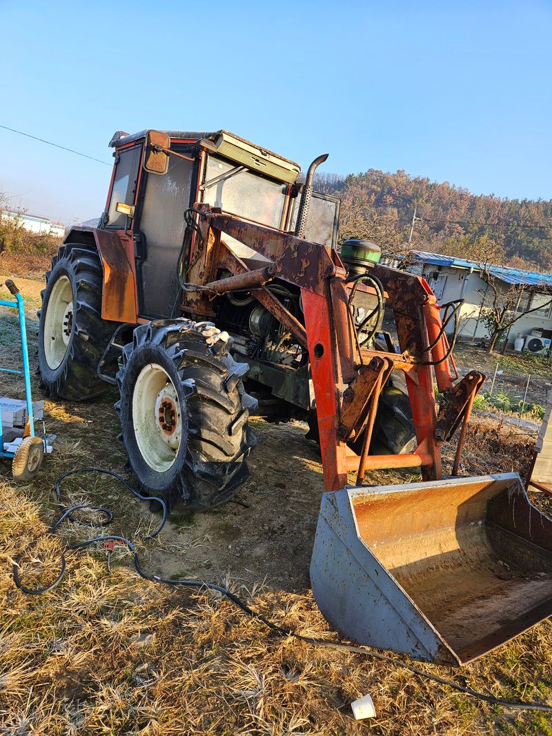 장터 상품 [동양80Explr2    트랙트            ] 썸네일