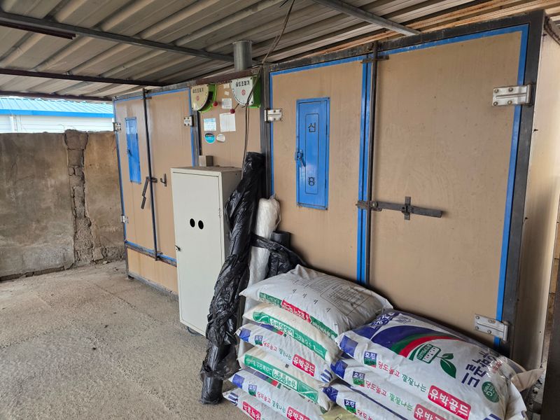 최도윤(중고농기계)님의 장터 판매 상품 [고추건조기를 판매합니다 ] 첨부 사진