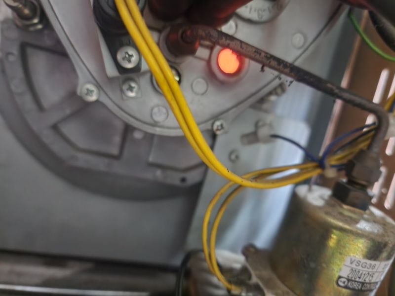 수리남3님의 장터 판매 상품 [곱창난로 중.대형 20000칸델라] 첨부 사진