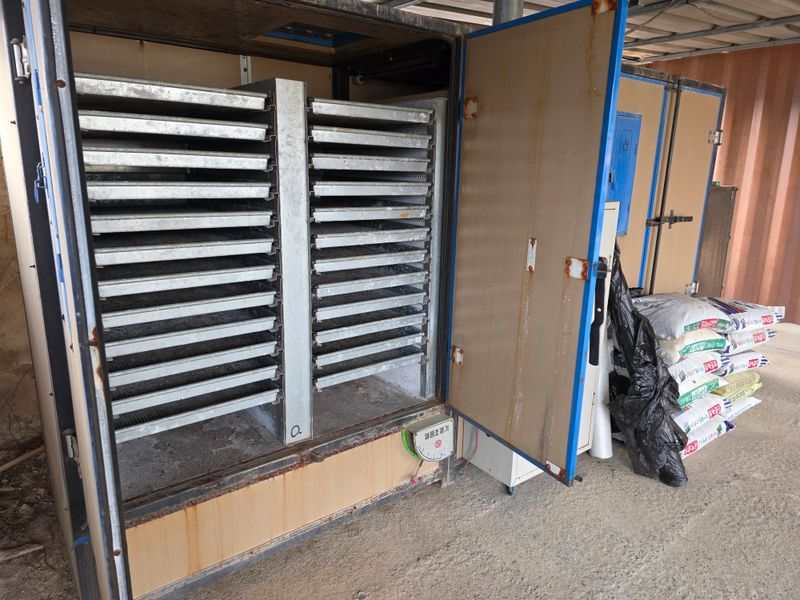 최도윤(중고농기계)님의 장터 판매 상품 [고추건조기를 판매합니다 ] 첨부 사진