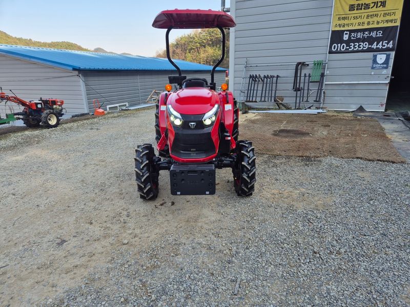 장터 상품 [TYM K48트랙터] 썸네일