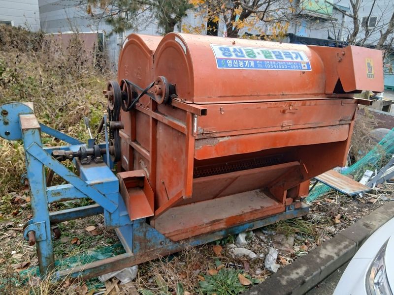 최도윤(중고농기계)님의 장터 판매 상품 [트렉터용 콩탈곡기 판매합니다 ] 첨부 사진