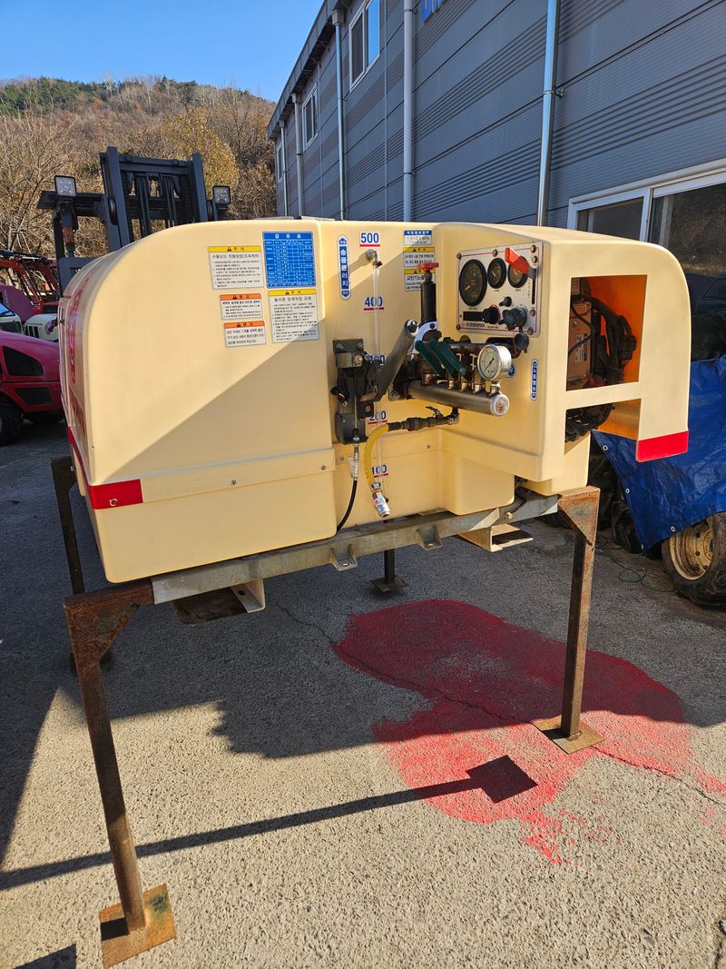 신지안님의 장터 판매 상품 [한성500리터 궤도형ss기 송풍부판매합니다] 첨부 사진