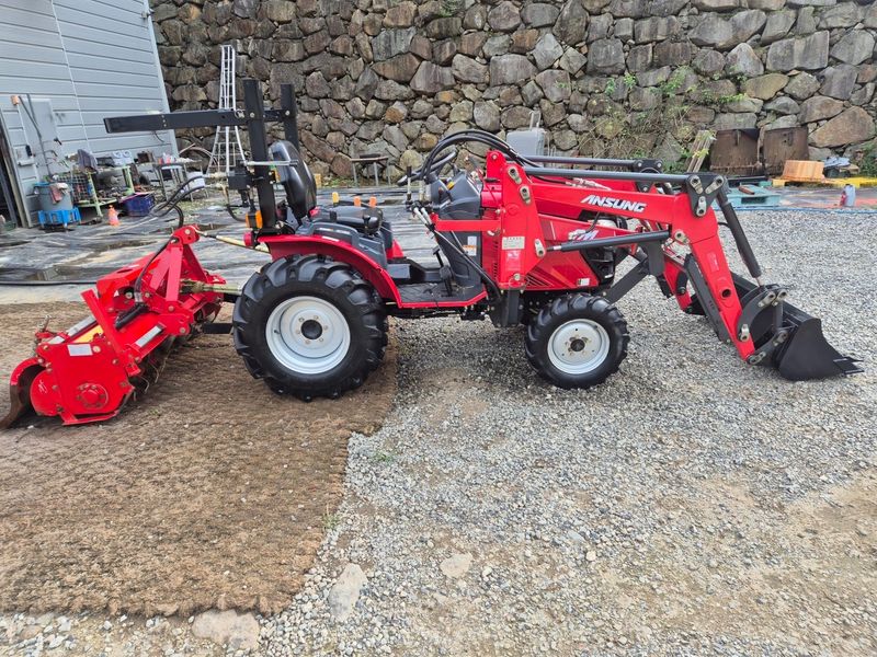 일개미(4454)님의 장터 판매 상품 [TYM-C250트랙터] 첨부 사진