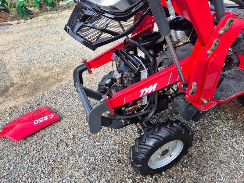 일개미(4454)님의 장터 판매 상품 [TYM-C250트랙터] 첨부 사진