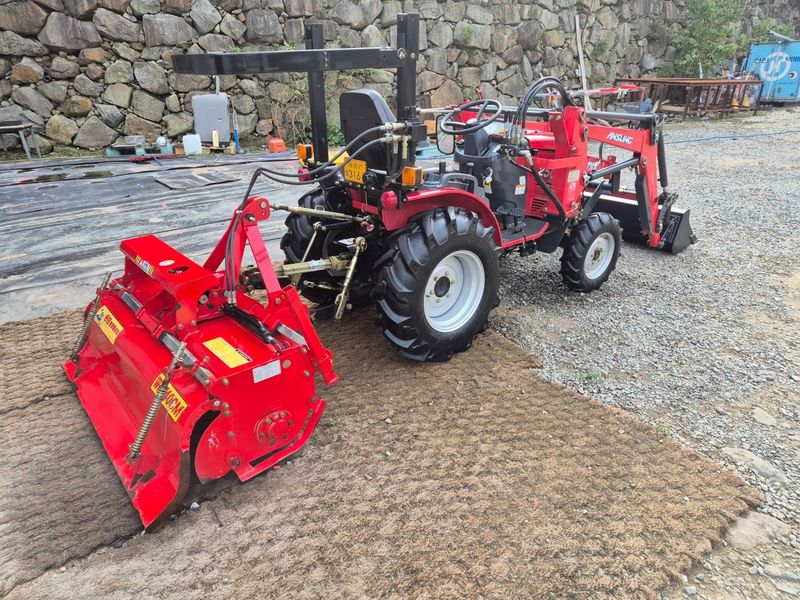 일개미(4454)님의 장터 판매 상품 [TYM-C250트랙터] 첨부 사진