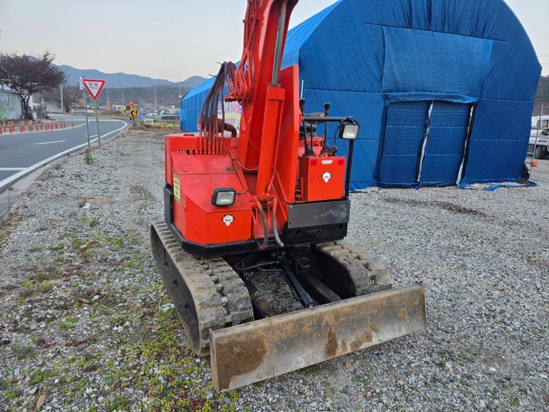 최도윤(중고농기계)님의 장터 판매 상품 [현대포크레인 hx15sr 판매합니다] 첨부 사진