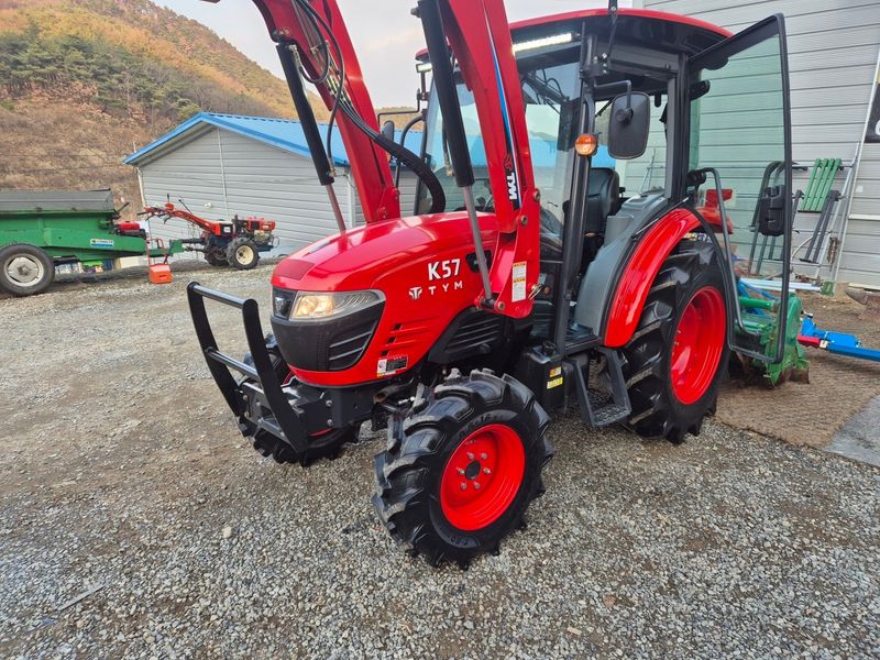 일개미(4454)님의 장터 판매 상품 [TYM.K57트랙터] 첨부 사진