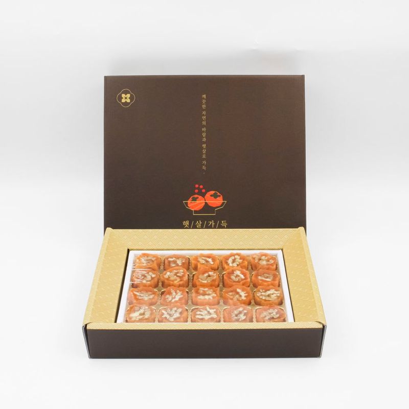 장터 상품 [호두말이 곶감 선물세트 (보자기동봉)] 썸네일