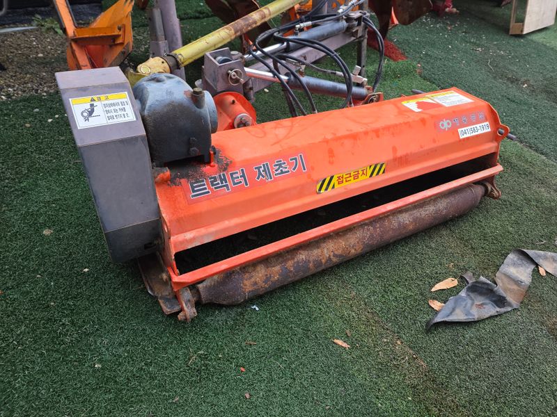 최도윤(중고농기계)님의 장터 판매 상품 [트렉터용 유압제초 파쇄기 판매합니다] 첨부 사진