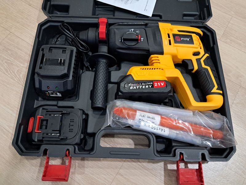 임재혁 님의 장터 판매 상품 [충전 해머드릴 세트] 첨부 사진