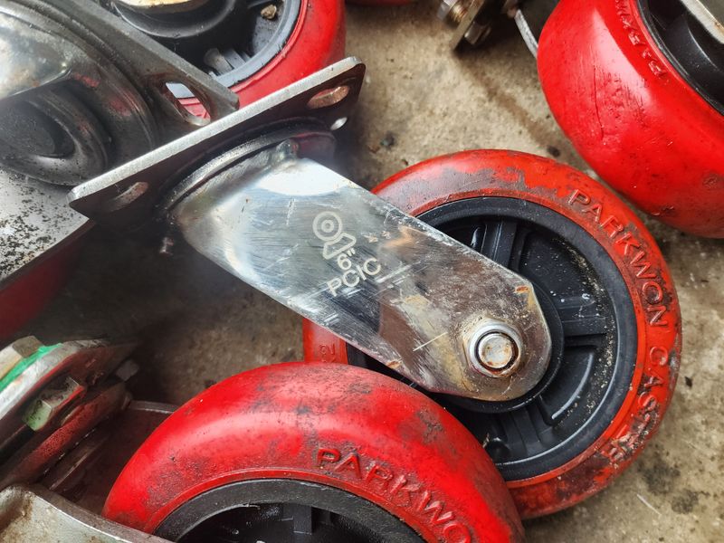 수리남님의 장터 판매 상품 [스덴 회전바퀴6인치 강화우레탄 고하중 바퀴] 첨부 사진