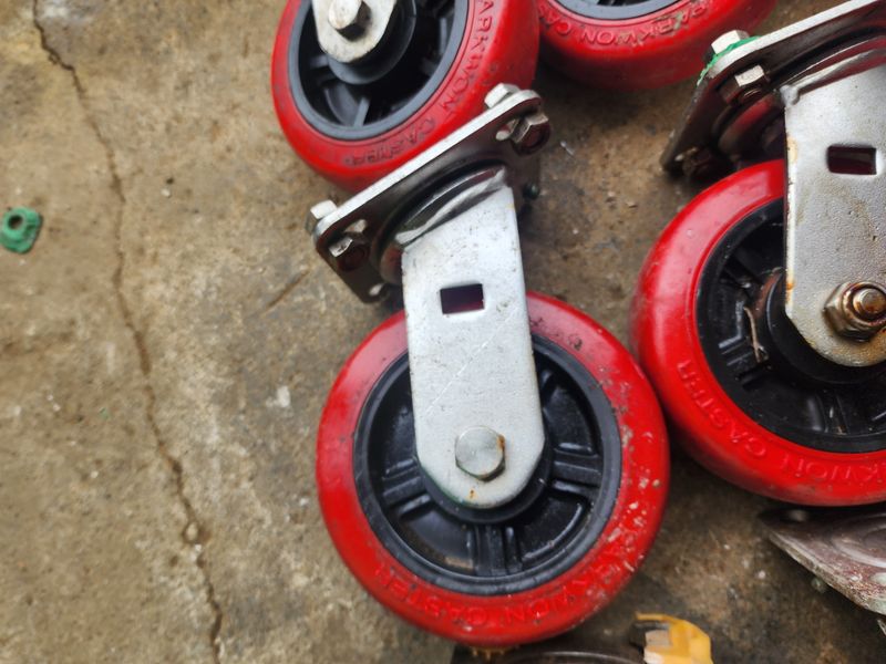 수리남님의 장터 판매 상품 [스덴 회전바퀴6인치 강화우레탄 고하중 바퀴] 첨부 사진