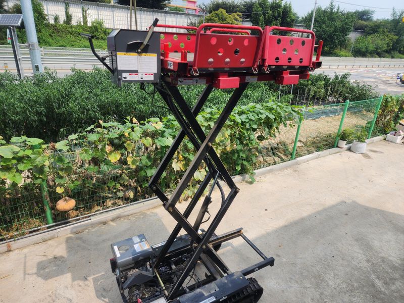 수리남님의 장터 판매 상품 [엔진 고소작업차] 첨부 사진