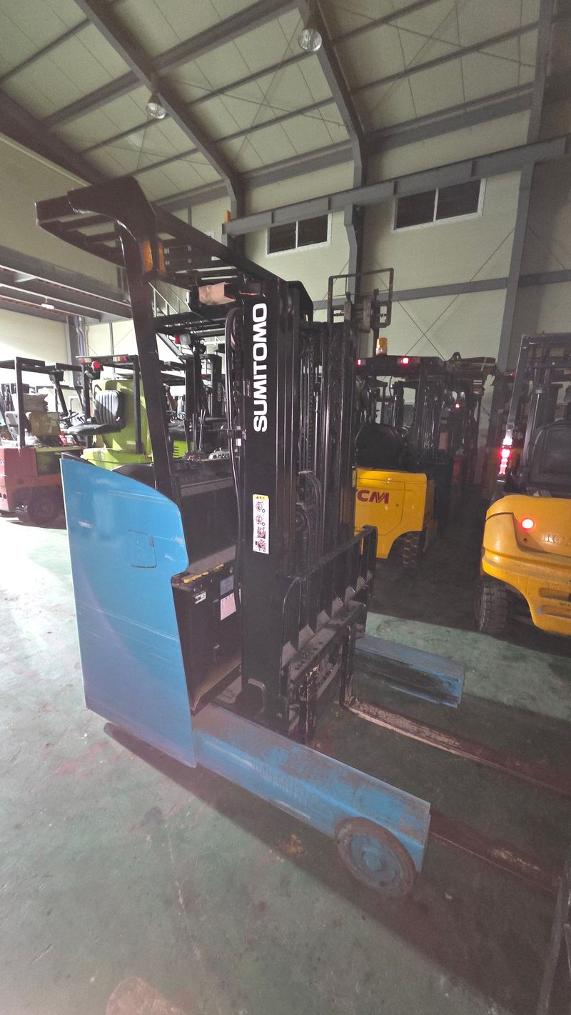 장터 상품 [스미토모1.5톤 전동지게차ㅡ16년식] 썸네일