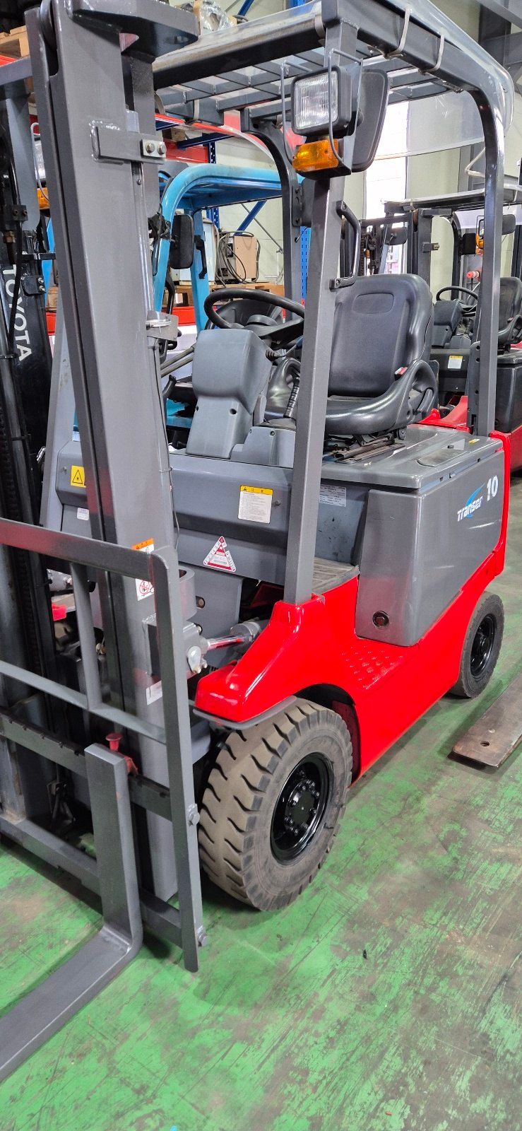 강대성님의 장터 판매 상품 [급매ㅡ니찌유전동지게차1톤ㅡ15년식] 첨부 사진