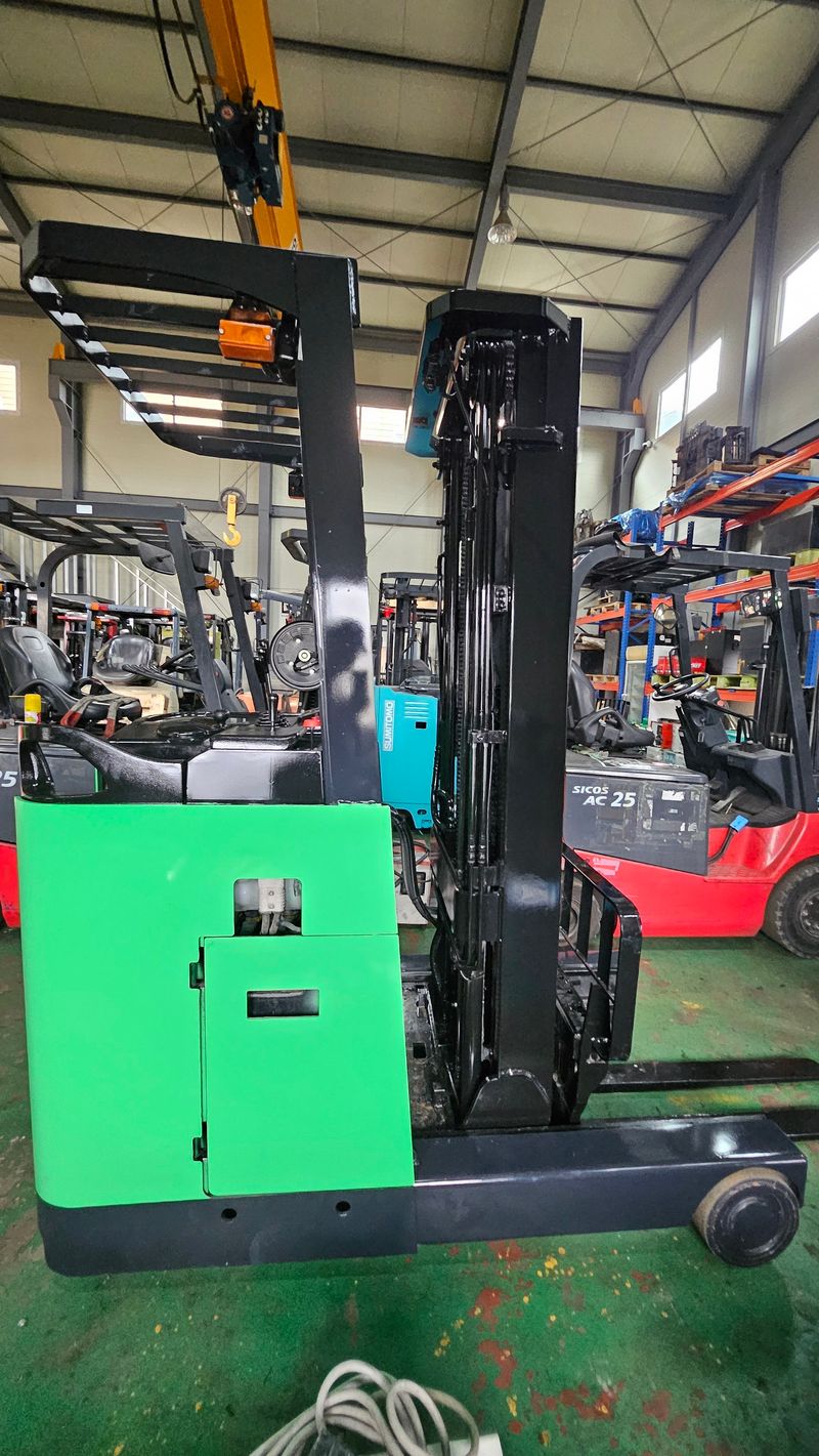 강대성님의 장터 판매 상품 [급매 토요타 입식전동지게차1.5톤 3단마스트5500mm ] 첨부 사진