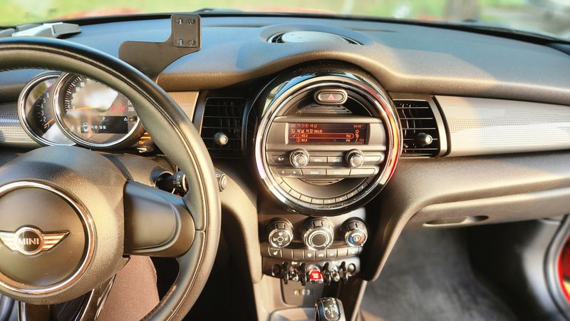 살구나무님의 장터 판매 상품 [미니 쿠퍼 1 6.휘발류.9만키로.15년식.완전무사고 ] 첨부 사진