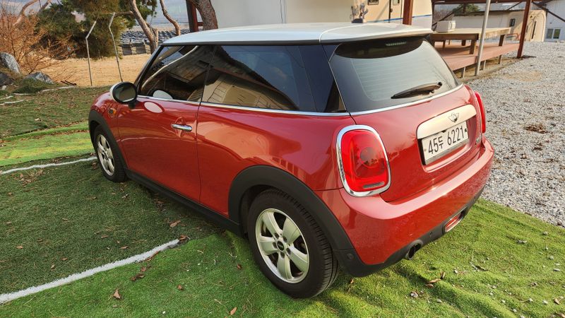 살구나무님의 장터 판매 상품 [미니 쿠퍼 1 6.휘발류.9만키로.15년식.완전무사고 ] 첨부 사진