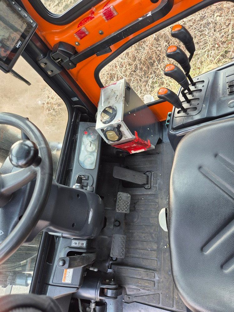 태성지게차님의 장터 판매 상품 [두산지게차 D25SE-7 스테빌라이저,풀옵션,4스풀,사이드쉬프트] 첨부 사진