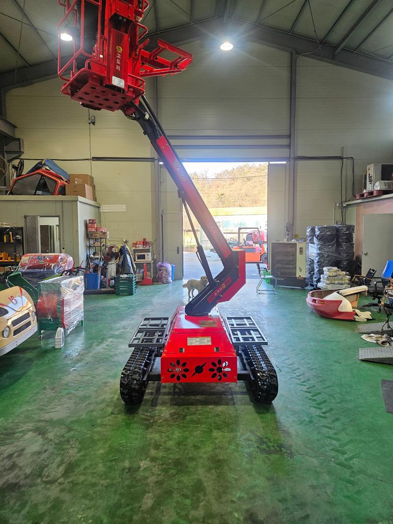 최태욱님의 장터 판매 상품 [청송농기 고소작업차 ] 첨부 사진