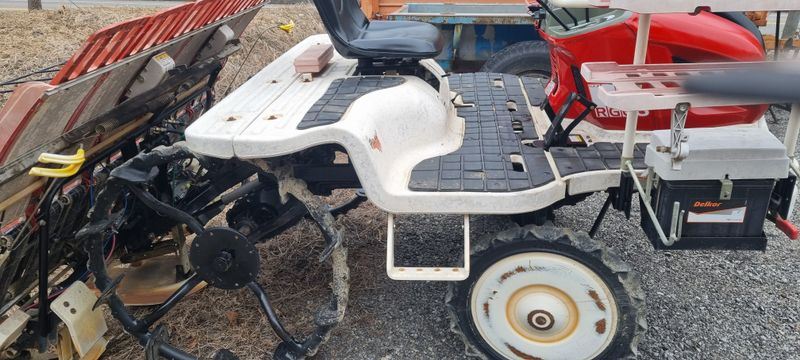 백기운(소릿꾼)님의 장터 판매 상품 [국제6조 승용이앙기] 첨부 사진