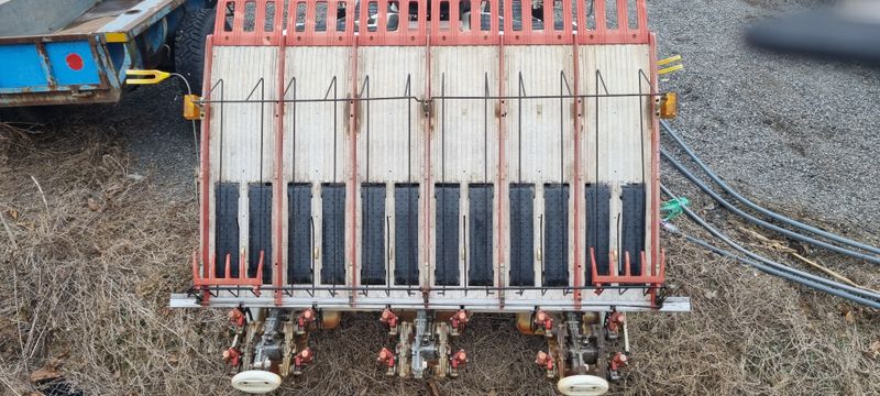 백기운(소릿꾼)님의 장터 판매 상품 [국제6조 승용이앙기] 첨부 사진