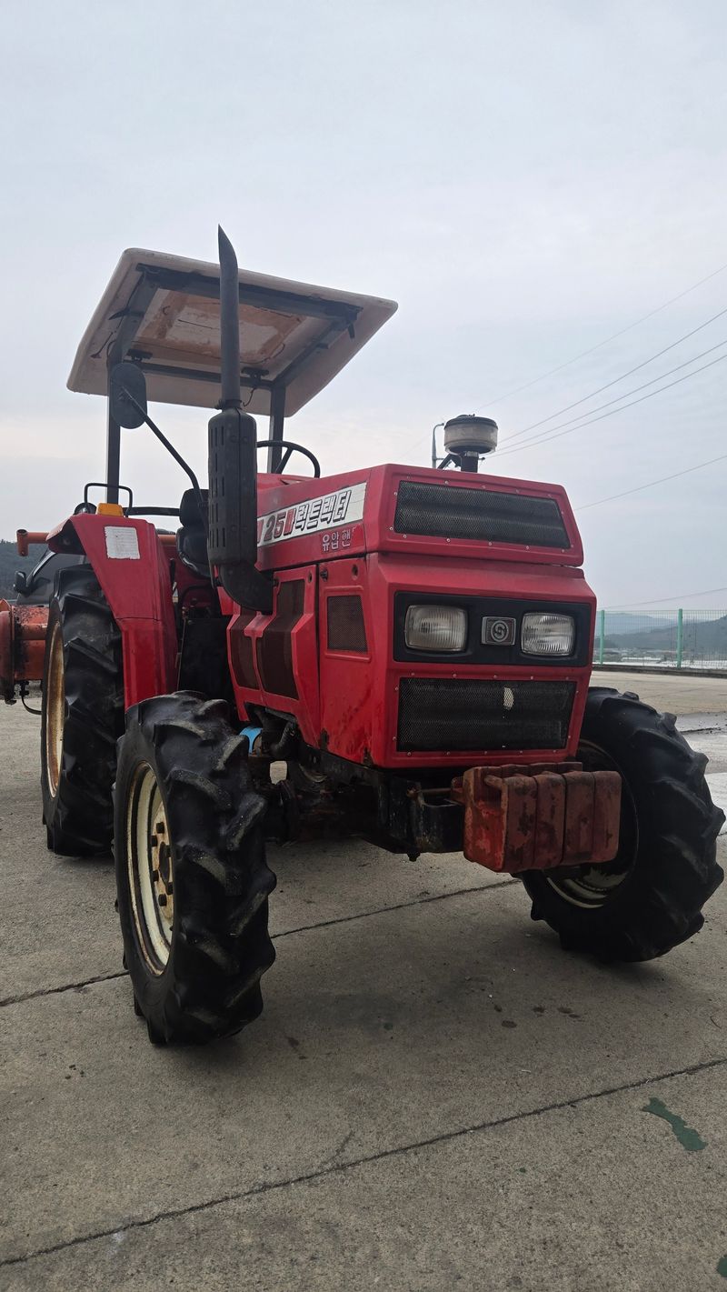 오뚜기(경북칠곡)님의 장터 판매 상품 [국제25마력 트랙터(판매완료)] 첨부 사진