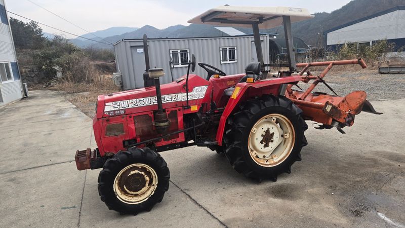 오뚜기(경북칠곡)님의 장터 판매 상품 [국제25마력 트랙터(판매완료)] 첨부 사진