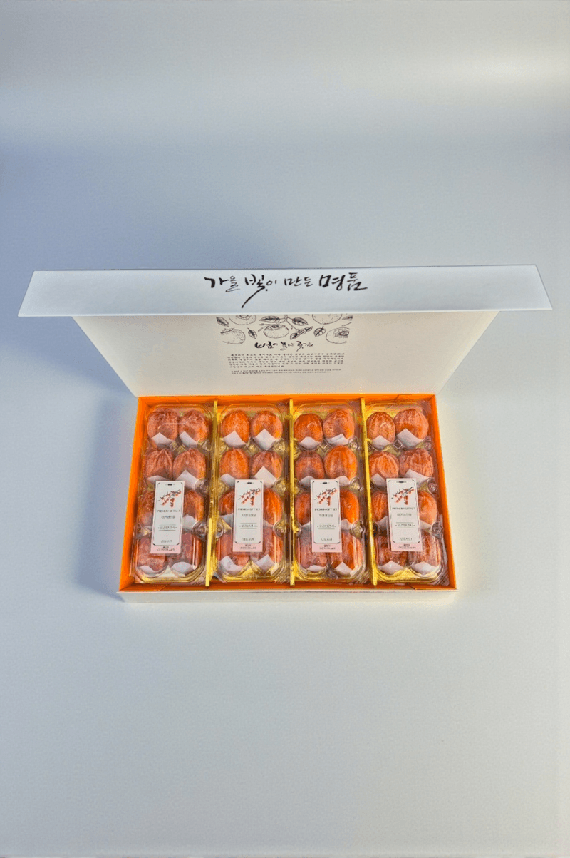 벌꿀*직접생산농장님의 장터 판매 상품 [범이놀란곶감 반건시.순수숙성아카시아꿀 프리미엄 선물세트] 첨부 사진