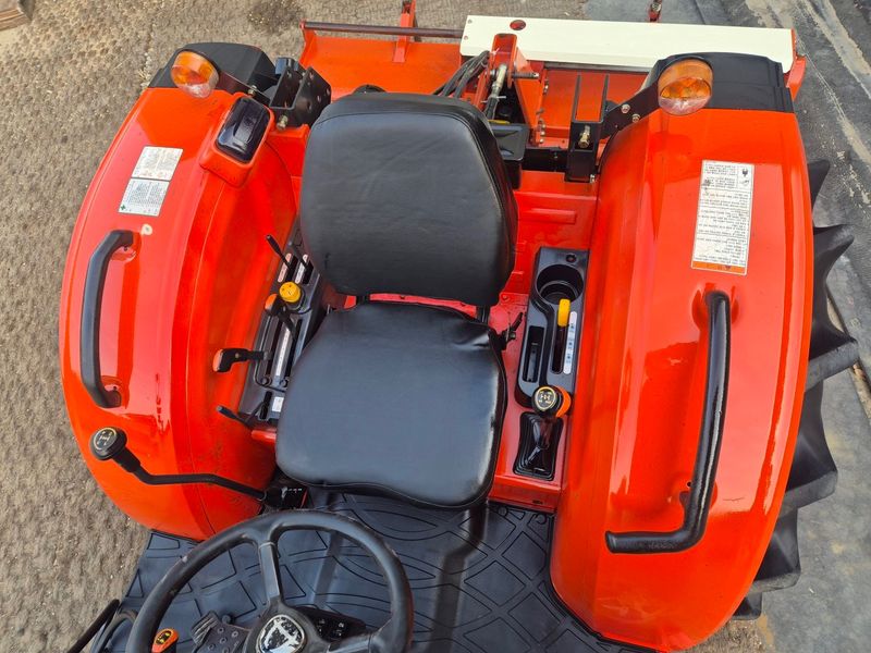 일개미(4454)님의 장터 판매 상품 [대동DK550트랙터] 첨부 사진