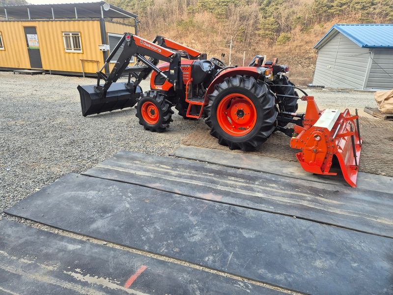 일개미(4454)님의 장터 판매 상품 [대동DK550트랙터] 첨부 사진