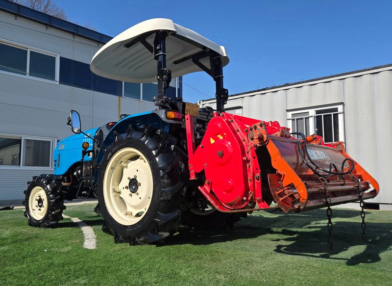 오뚜기(경북칠곡)님의 장터 판매 상품 [LS i28 트랙터] 첨부 사진